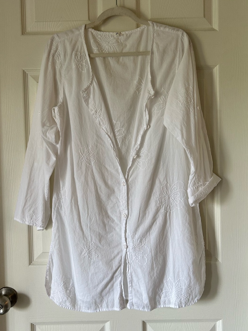 Merona White Embroidered Button Front Tunic 3/4 Sleeve Blouse - Size Small